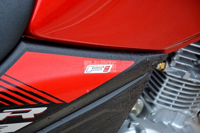 性价比高的雅马哈150摩托车推荐,雅马哈动力版天剑150z摩托评测