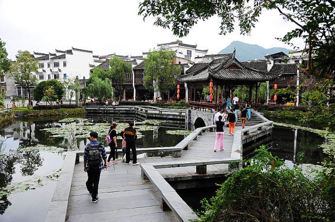 江湾古老旅游景点,婺源江湾古村落