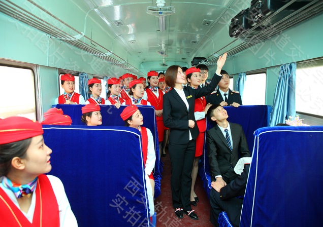 初、高中毕业生的福音！西轨特招，毕业直签铁路单位，高薪安置！