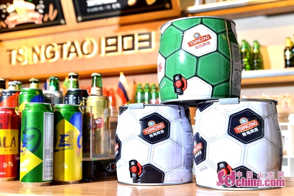 青岛啤酒世界杯主推产品,青岛国际啤酒节足球