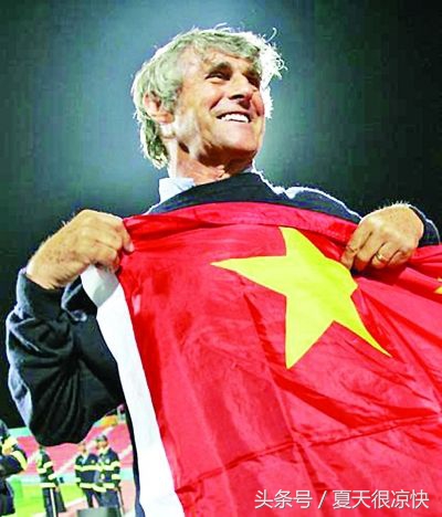 2022世界杯抽签米卢,米卢带领国足冲进世界杯