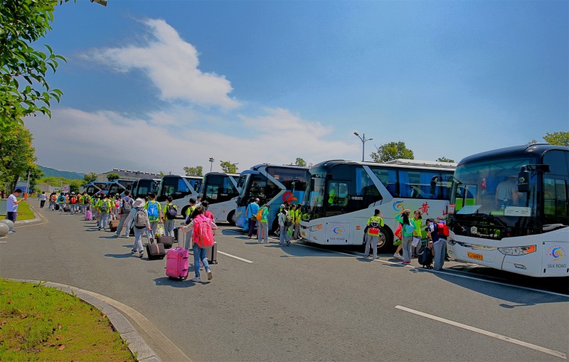 行万里路是为了寻找远方的自己,春风十里只为遇见更好的自己
