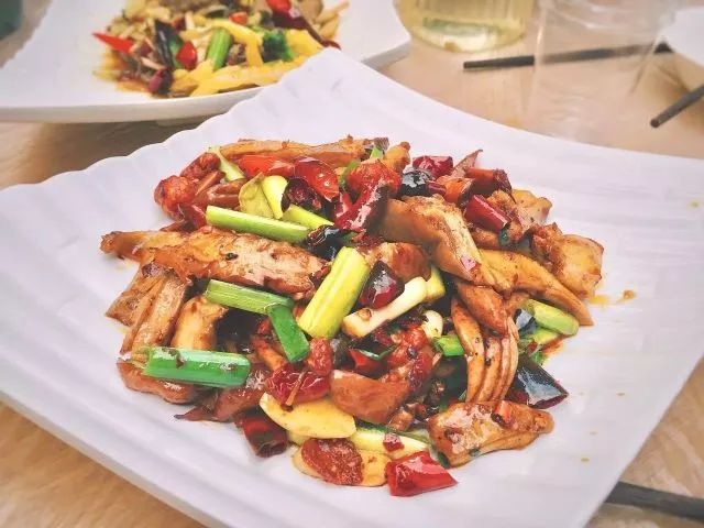 贵阳数博会周边美食,贵阳美食展