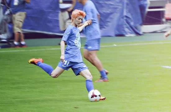 娱乐圈最爱的足球明星,娱乐圈最火的十大男明星有鹿晗吗