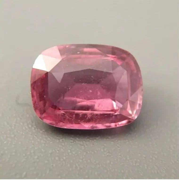 缅甸红宝多少钱一克,3克拉缅甸红宝