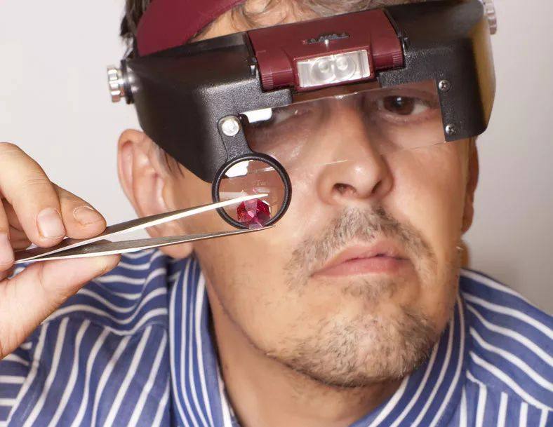 缅甸红宝多少钱一克,3克拉缅甸红宝