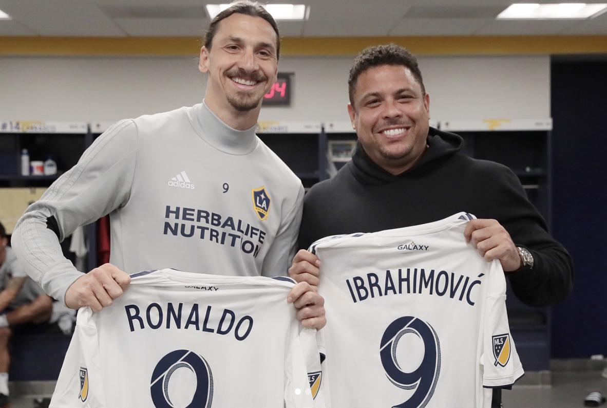 伊布霸气入场视频,伊布霸气回归米兰