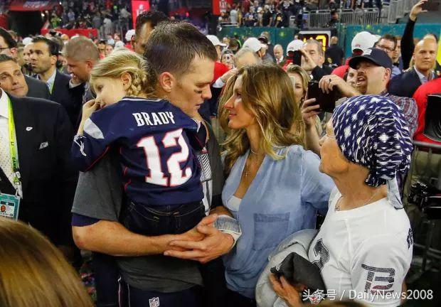 giselebundchen吉赛尔邦辰,吉赛尔邦辰18岁成名