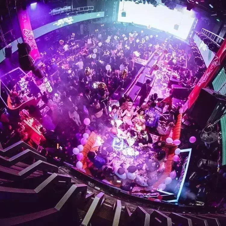 南宁最好的livehouse酒吧,南宁哪里欧洲杯酒吧有气氛