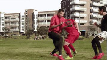 世界杯不止是一个舞台,世界杯不只是足球