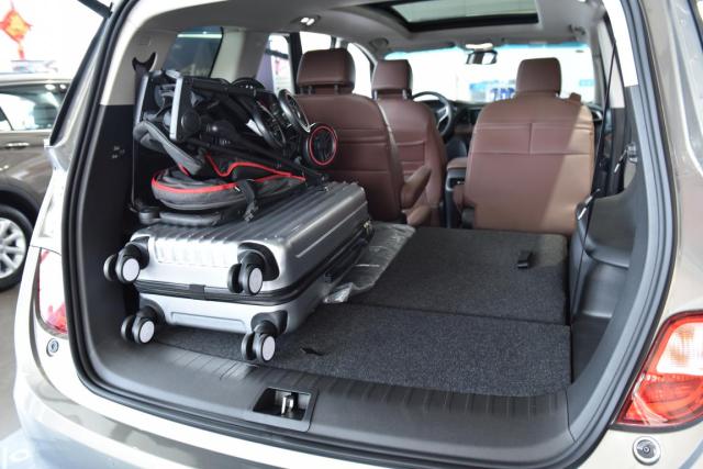 别克gl6最新款试驾视频,试驾别克gl6