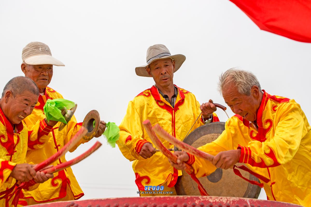 好厉害的大巨鹿一串红杏就过成了大年