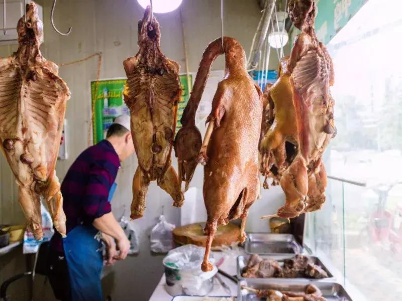 水蜜桃8块一斤,西瓜桃子8元