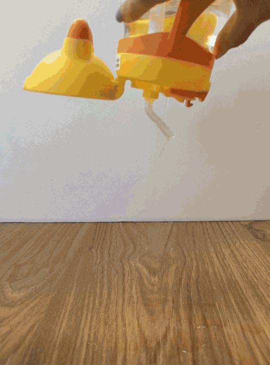 8款婴童吸管杯测评：哪款让宝宝喝得方便，妈妈用得安心？