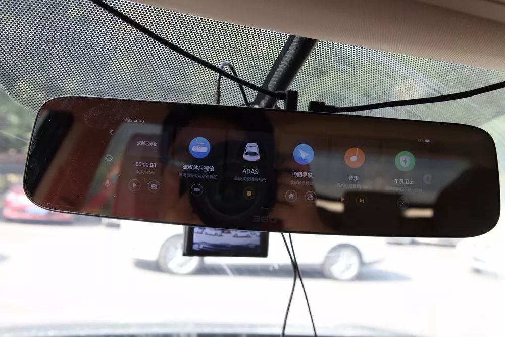 看上去只是一个后视镜？能语音交互的360智能云镜已可替代智联车机
