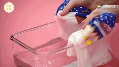 浅色衣服被牛仔裤染色了怎么办,浅色衣服被染色处理神器