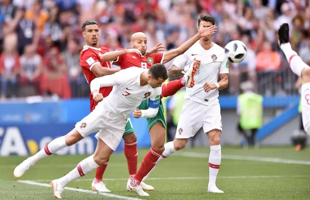 c罗的爆发力和跳跃力有多强,一觉醒来c罗重回曼联