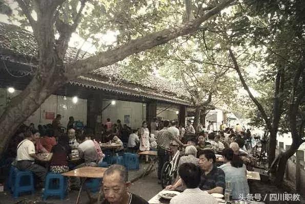 成都洞子口第四十四中学,成都第四十四中学是高职吗