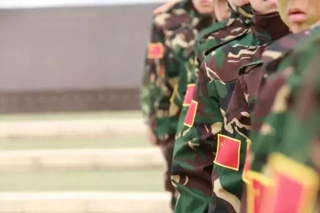 唐山青少年军事夏令营招生,唐山中小学生军事夏令营培训