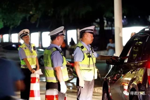 交警严查世界杯酒驾,交警推出欧洲杯酒驾套餐