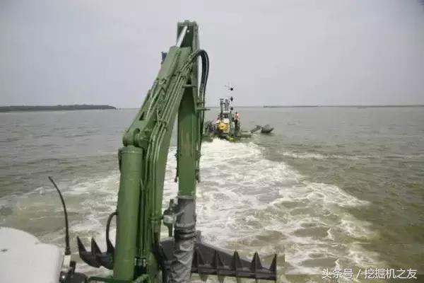 不同国家水上挖掘机,不同国家的水上巨型挖掘机