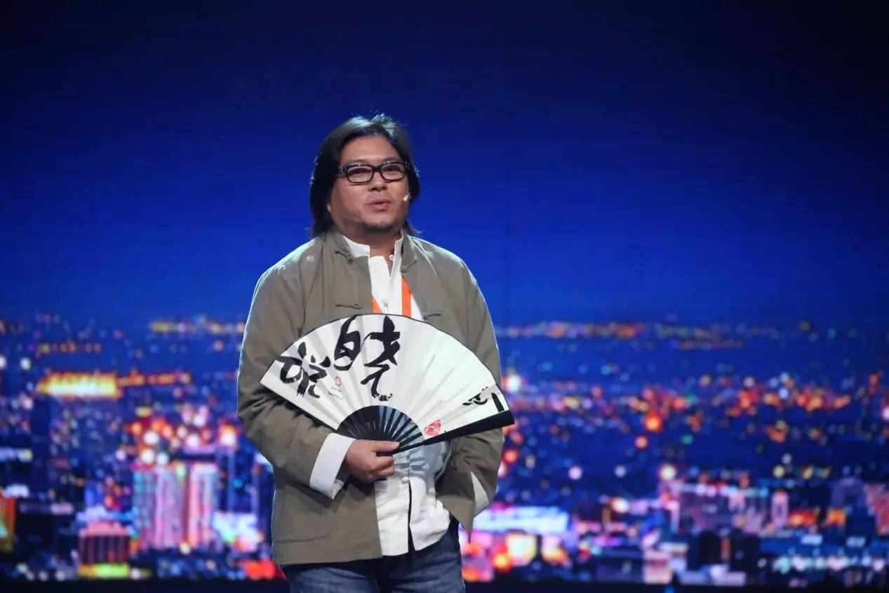 高晓松给年轻人的3个忠告,如丧考妣