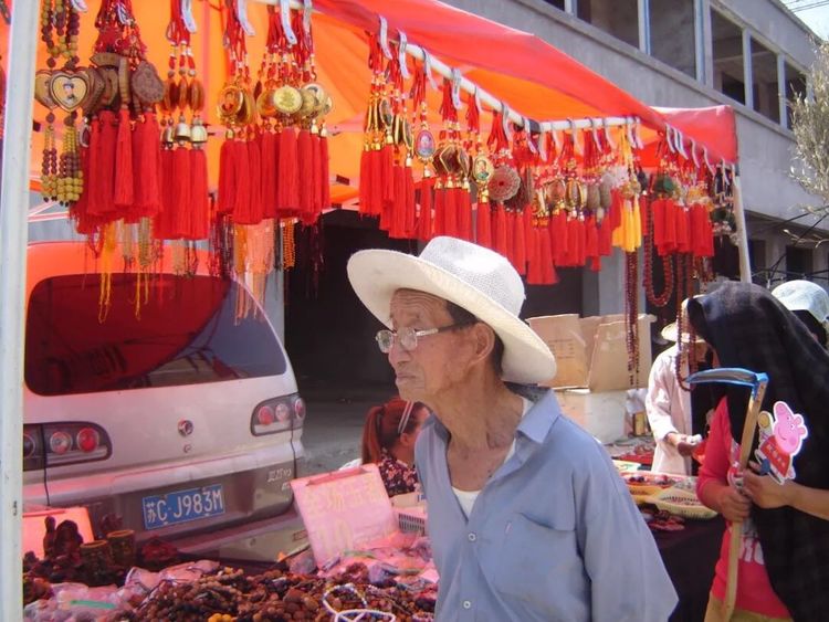 热闹的农村小院,八十年代农村集市