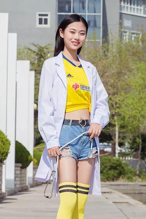 “中国福利彩票”2018世界杯烟台校园足球宝贝风采展示(二十二)——天外飞仙成熟瑞典