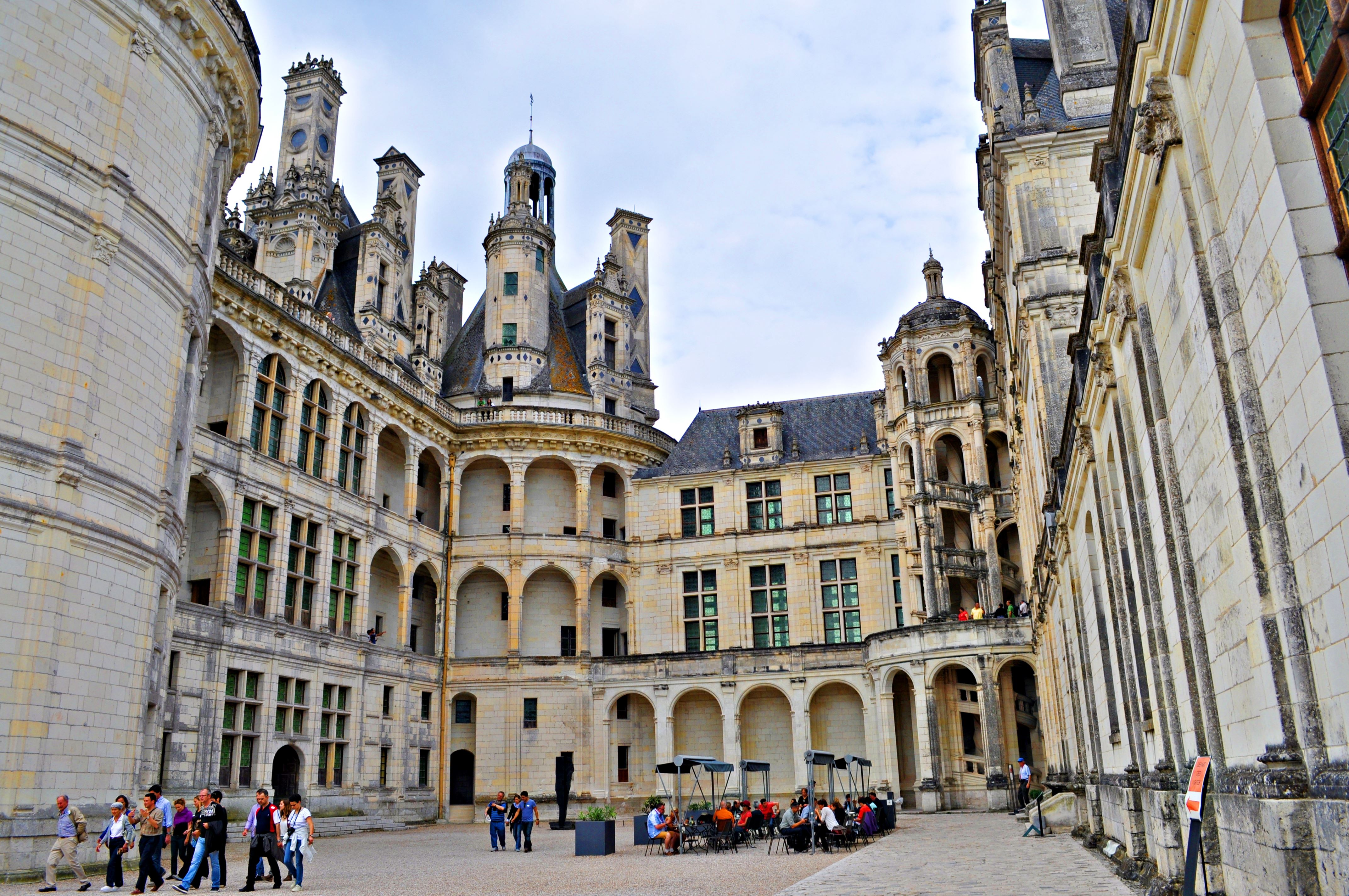 法国卢瓦尔河谷旅游攻略,卢瓦尔河城堡一日游