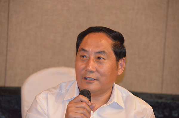 “诗意亮美嘉”文学采风活动成功举行