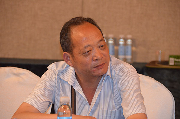 “诗意亮美嘉”文学采风活动成功举行