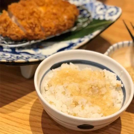 我愿意把夏天长胖的份额，统统留给日式猪排！