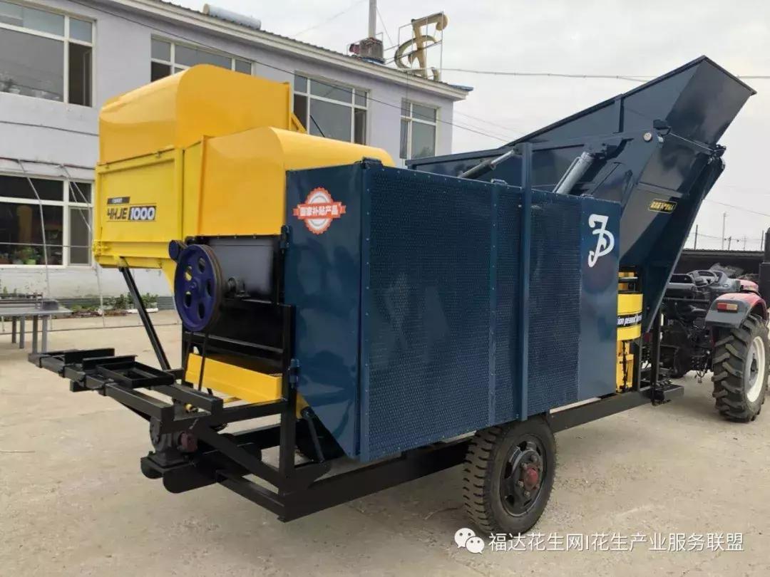 自走式花生摘果机最新款,福德花生翻秧机怎么样