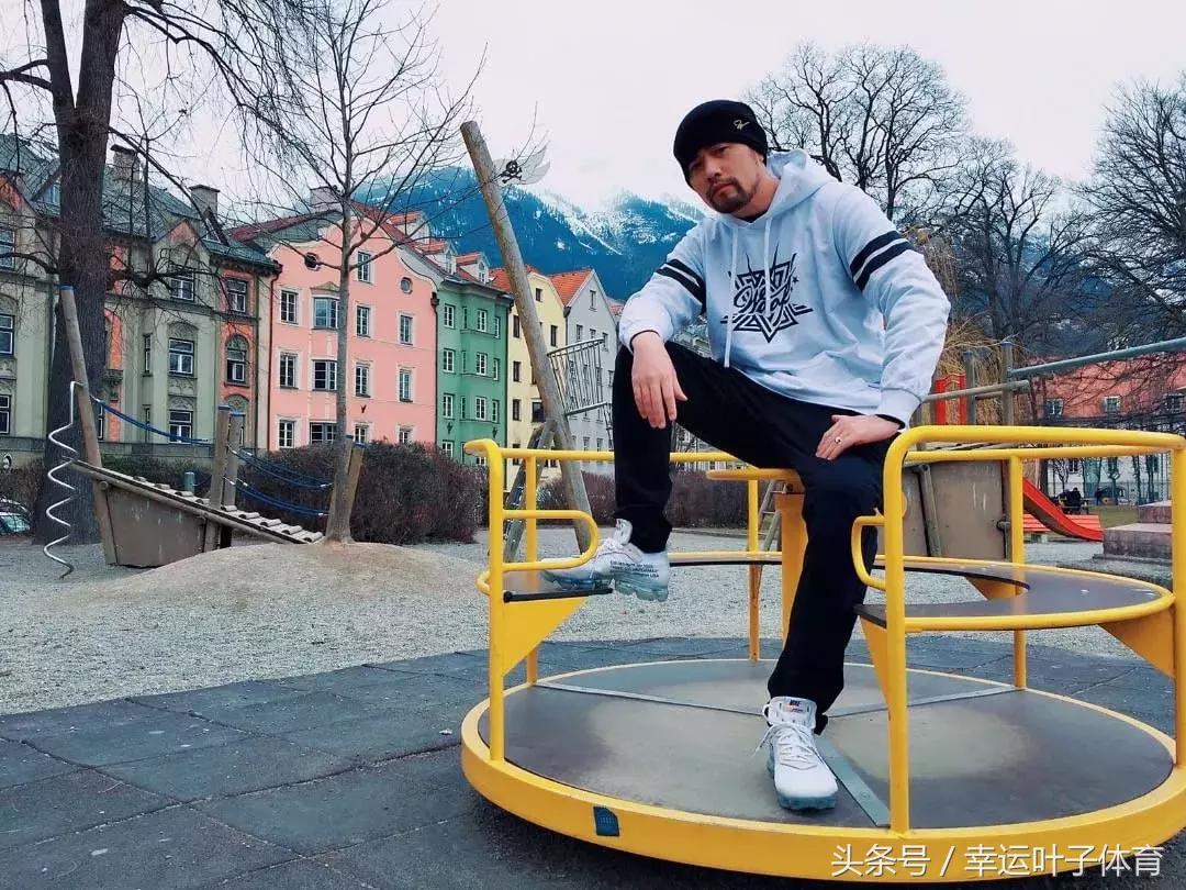 周董和蔡依林同唱,周杰伦和林俊杰谁的水平高