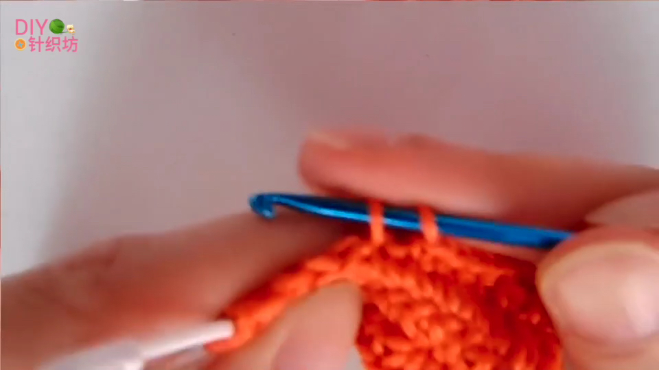 儿童鞋垫的钩织教程图,毛线钩织宝宝鞋垫左右大小不一样