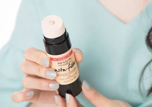 露华浓混合性油皮粉底测评,平价好用粉底露华浓