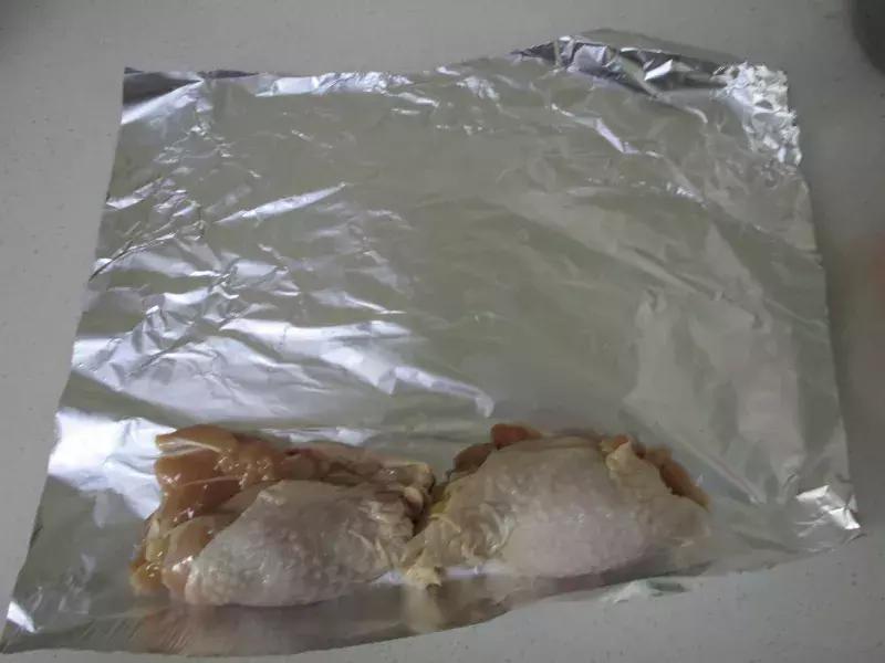 核桃仁和啥药炒一起能增强免疫力,核桃仁和花生仁一起吃吗