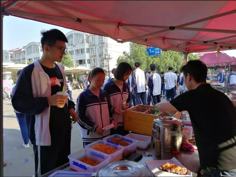 记者探访安徽毛坦厂中学,央视探访安徽六安毛坦厂中学