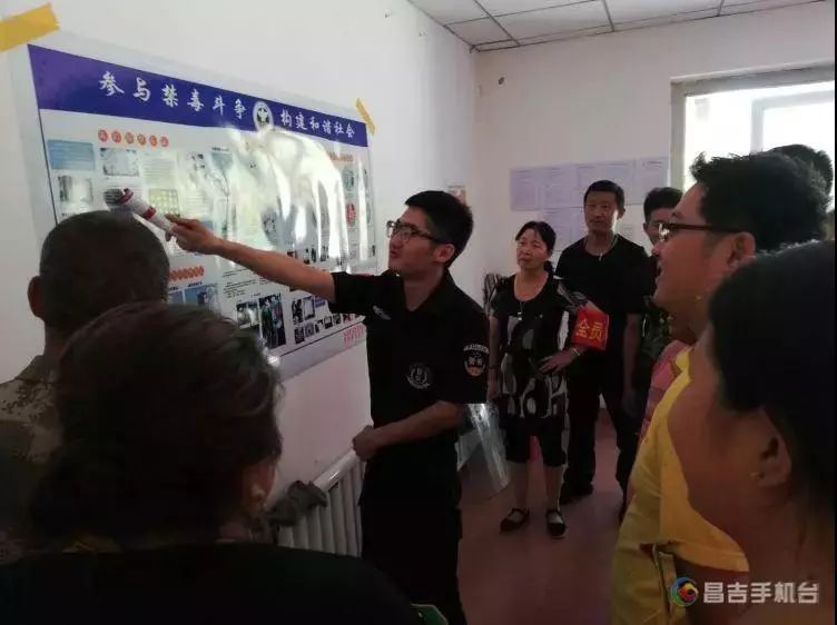 普法进行时直播,普法宣传活动现场