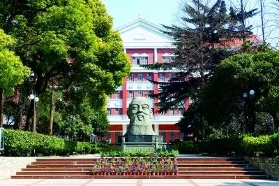 「江岸名校风采」武汉六中:创新发展之基百年老校润泽学生成长记录单