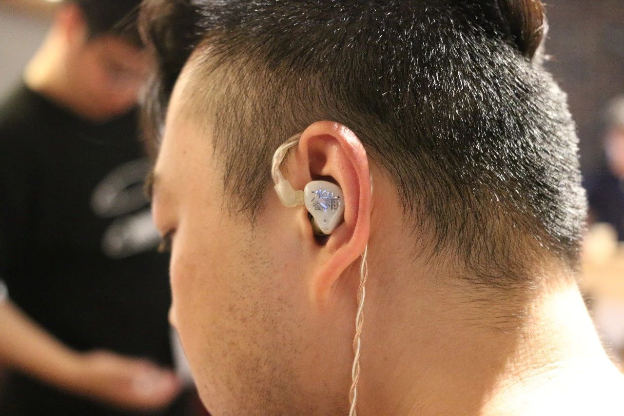 时隔两年多的聚会,时隔两年的聚会