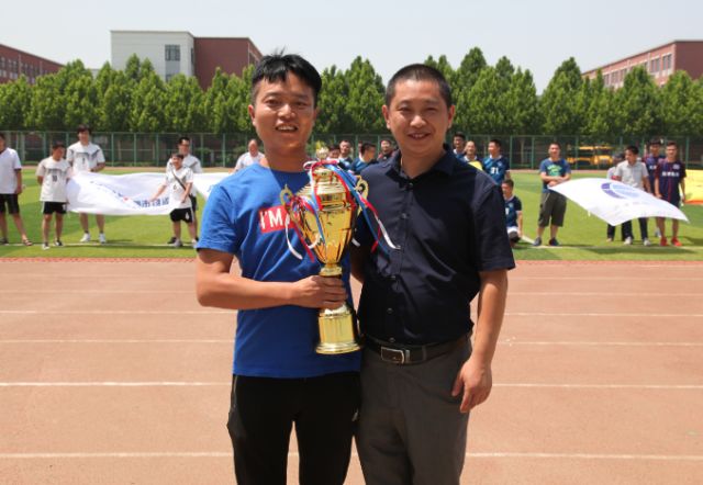 京滨工业园第二届“激情京滨”足球赛闭幕