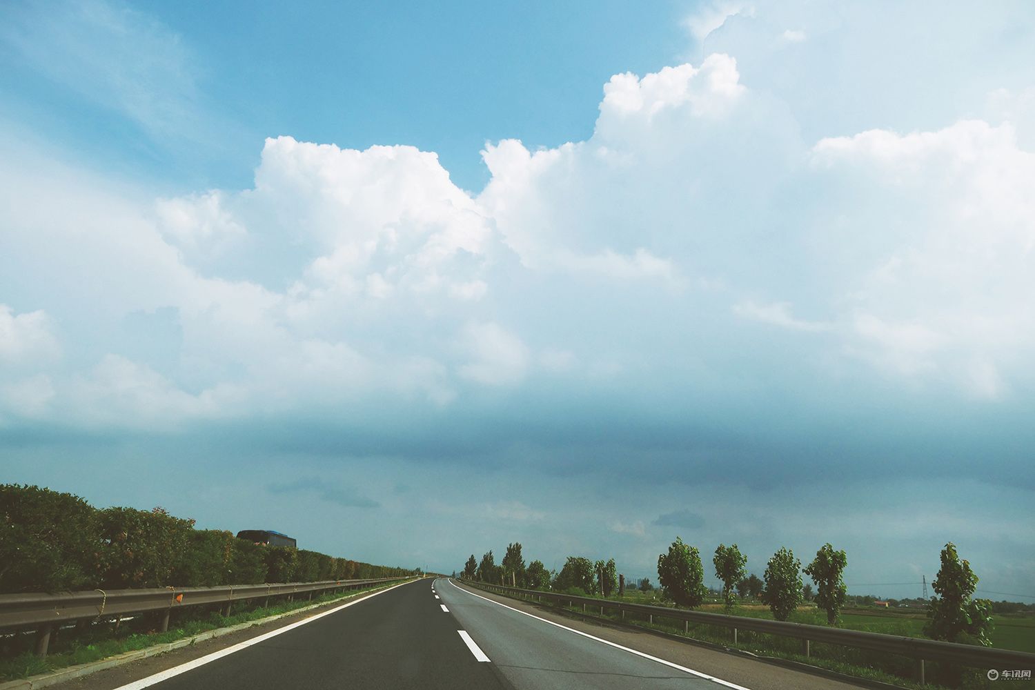 特斯拉modelx自驾游,特斯拉长续航modelx自驾海南