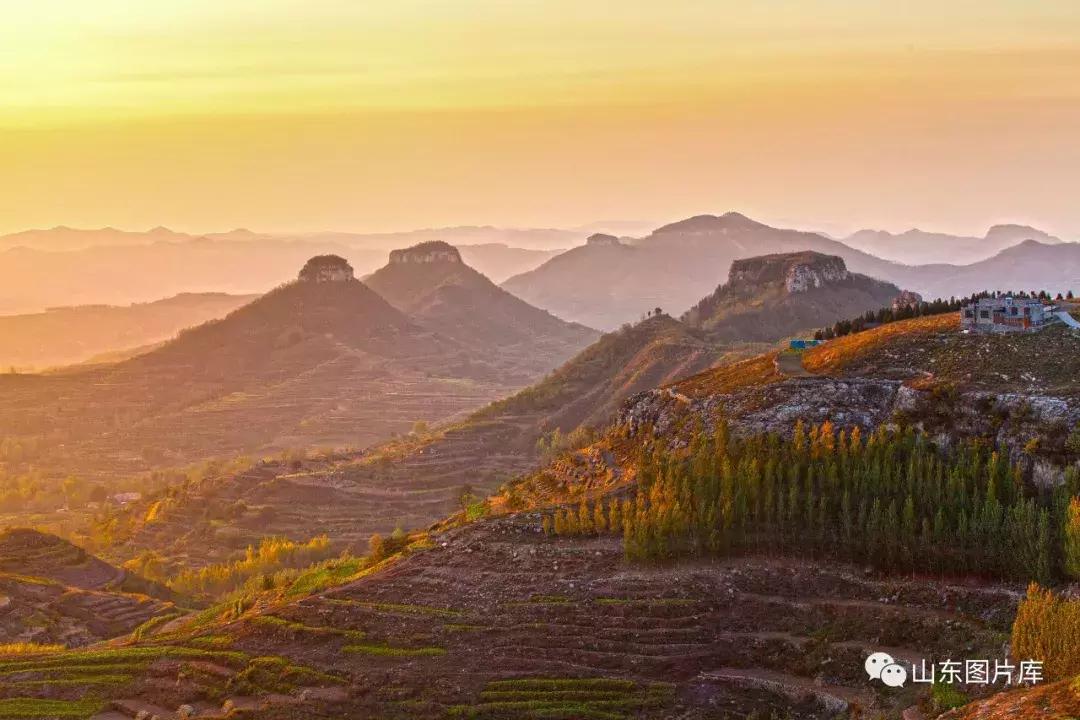 岱崮地貌最新视频,最好看的岱崮地貌