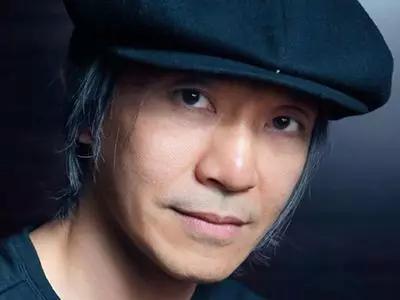 周星驰身患孤独绝症,憔悴老态:我让全世界笑过,岁月却没饶过我