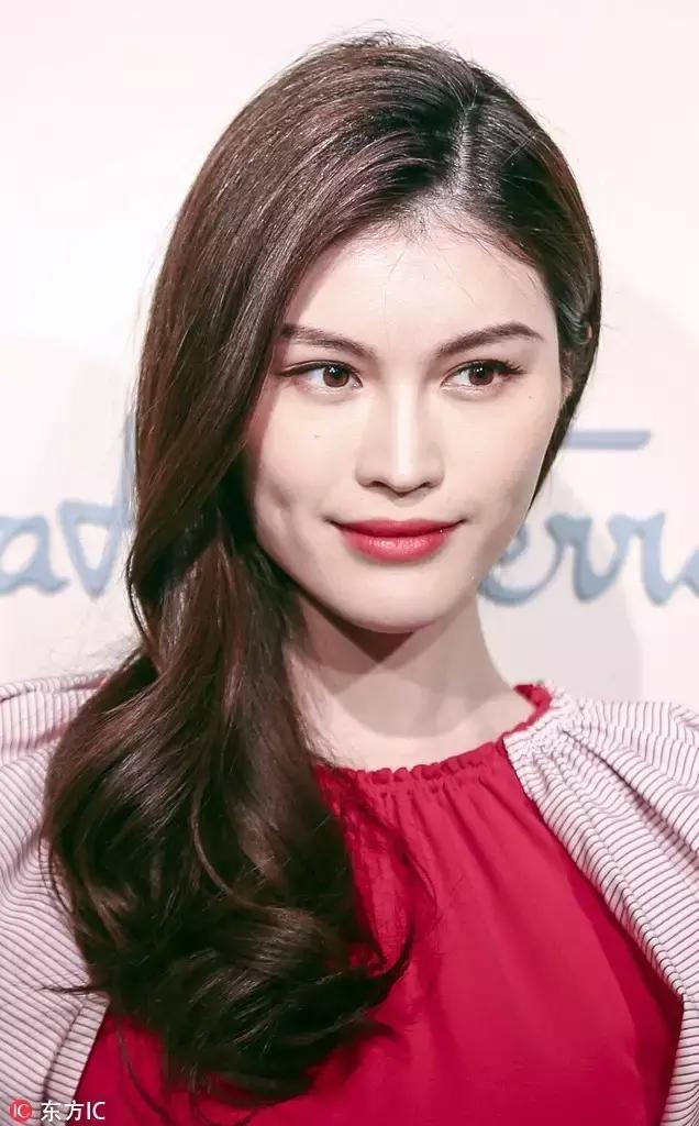 不想化妆又不想素颜明星,不想化妆的时候就美颜