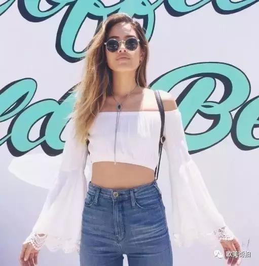 上身短白t恤下身怎么配好看,上身短下身长衣服穿搭