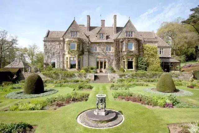 热辣辣的温度，火辣辣的世界杯，热点球星们的豪宅到底有多壕？