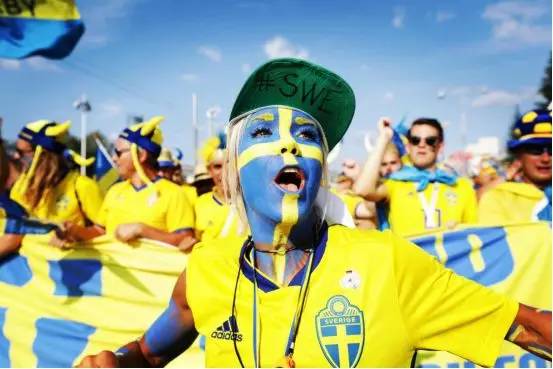 中国第一次进世界杯球迷有多疯狂,中国进入世界杯球迷有多疯狂