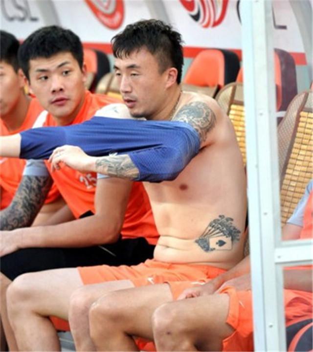 中超足球队员白斩鸡,中超球员白斩鸡